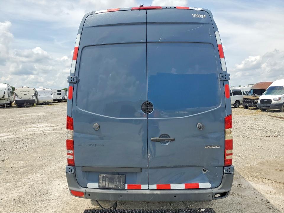 2018 Mercedes-benz Sprinter VIN WD3PE7CD1JP647842 COPART salvage auction — FRONT END, Ky - Certificate Of Title (P), sold $6,700 on 2026-07-28 (photo 6)