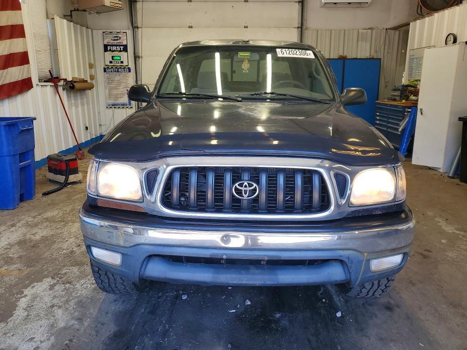 2004 Toyota Tacoma VIN 5TEHN72N34Z383895 COPART salvage auction — MINOR DENT/SCRATCHES, Me - Certificate Of Title, sold $650 on 2026-07-30 (photo 5)