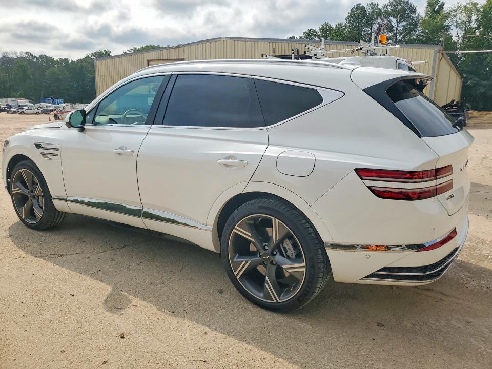 2026 Genesis Gv80 VIN KMUHEESC4TU314768 COPART salvage auction — NORMAL WEAR, Mn - Dealer Only Salvage Title, sold $29,000 on 2026-07-31 (photo 2)