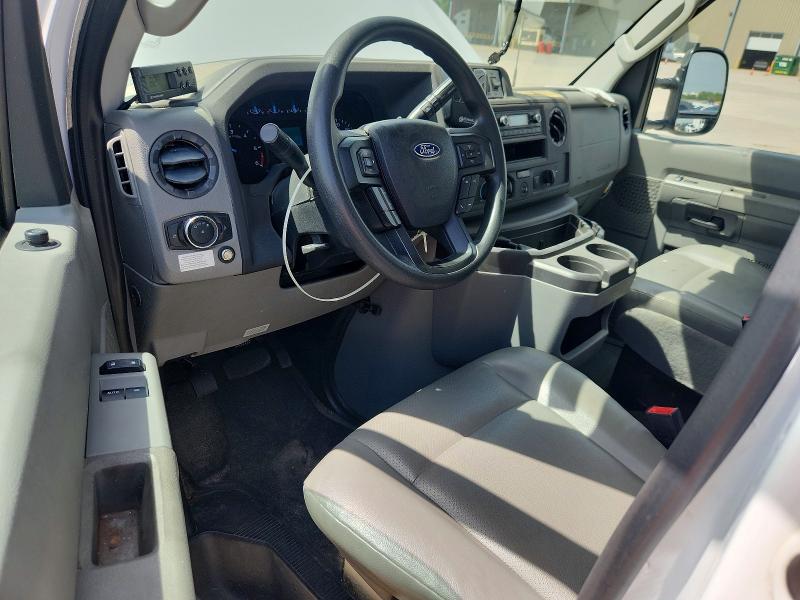 2023 Ford Econoline VIN 1FDWE3FK1PDD26510 COPART salvage auction — NORMAL WEAR, TX - CERTIFICATE OF TITLE, sold $11,500 on 2026-07-27 (photo 8)