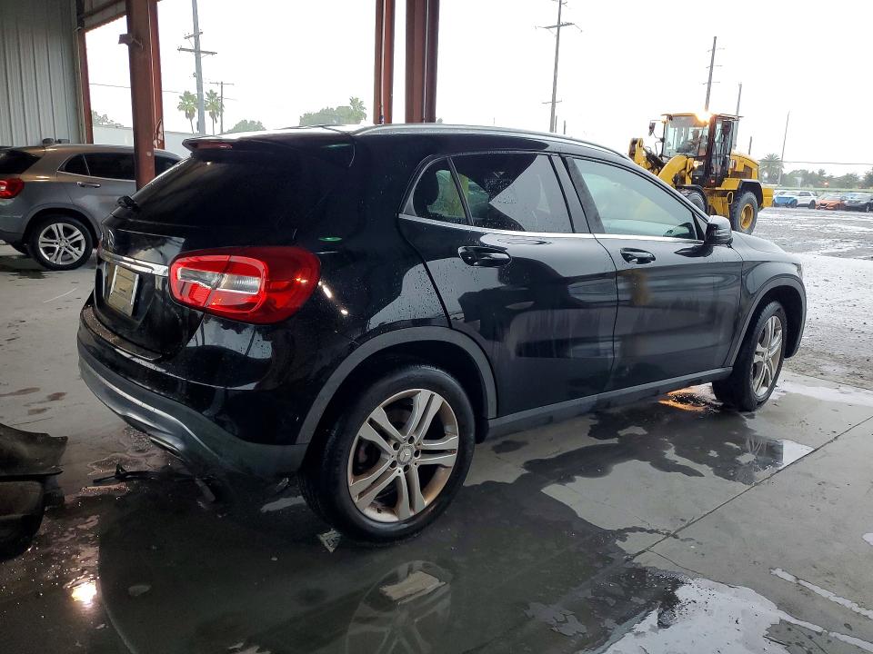 2017 Mercedes-benz Gla-klasse VIN WDCTG4EB2HJ313271 COPART salvage auction — MINOR DENT/SCRATCHES, FL - CERTIFICATE OF TITLE, sold $4,250 on 2026-07-28 (photo 3)