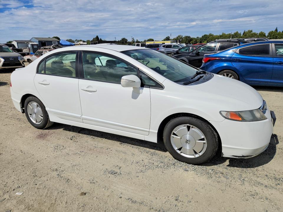 2006 Honda Civic hybrid VIN JHMFA36276S012983 COPART salvage auction — MINOR DENT/SCRATCHES, Ca - Dis/Dlr/Exp Only Clean Title, sold $375 on 2026-07-30 (photo 4)