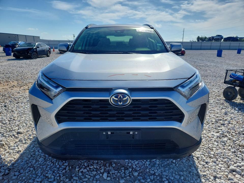 2022 Toyota Rav 4 VIN JTMRWRFV6ND564751 COPART salvage auction — REAR END, Tx - Salvage Vehicle Title, sold $15,399 on 2026-07-30 (photo 5)