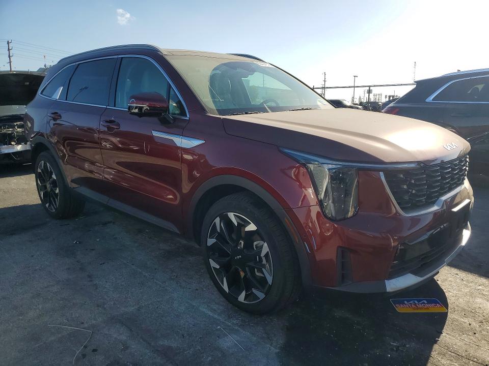 2025 Kia Sorento VIN 5XYRK4JFXSG315719 COPART salvage auction — REAR END, Ca - Salvage Certificate, sold $17,600 on 2026-07-31 (photo 4)