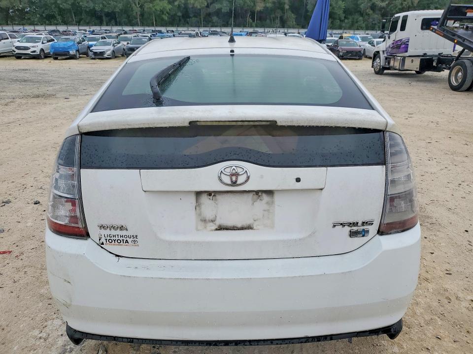 2005 Toyota Prius VIN JTDKB20U353022629 COPART salvage auction — MINOR DENT/SCRATCHES, Fl - Certificate Of Title, sold $450 on 2026-07-28 (photo 6)