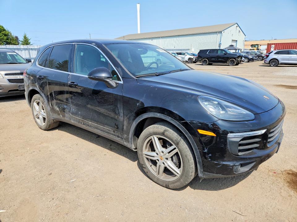 2017 Porsche Cayenne VIN WP1AA2A27HKA88556 COPART salvage auction — MECHANICAL, ON - PERMIT NO BRAND - UNFIT, sold $4,750 on 2026-08-04 (photo 4)