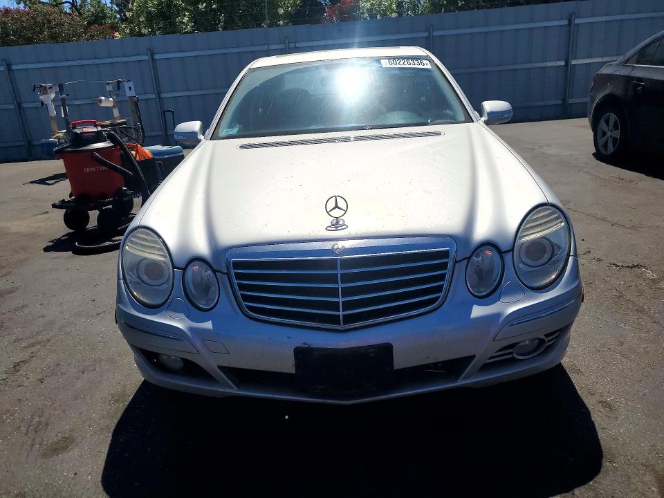 2007 Mercedes-benz E-class VIN WDBUF56X97A986827 COPART salvage auction — MECHANICAL, CA - DIS/DLR/EXP ONLY CLEAN TITLE, sold $650 on 2026-07-28 (photo 5)