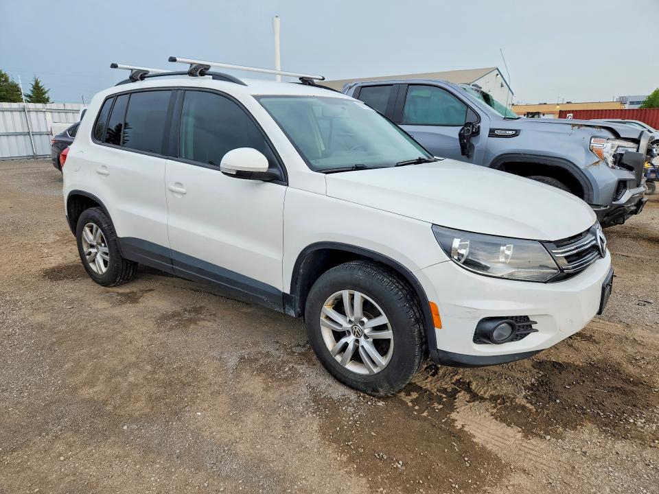 2014 Volkswagen Tiguan VIN WVGJV3AX2EW524026 COPART salvage auction — MECHANICAL, On - Permit No Brand - Unfit, sold $200 on 2026-07-28 (photo 4)