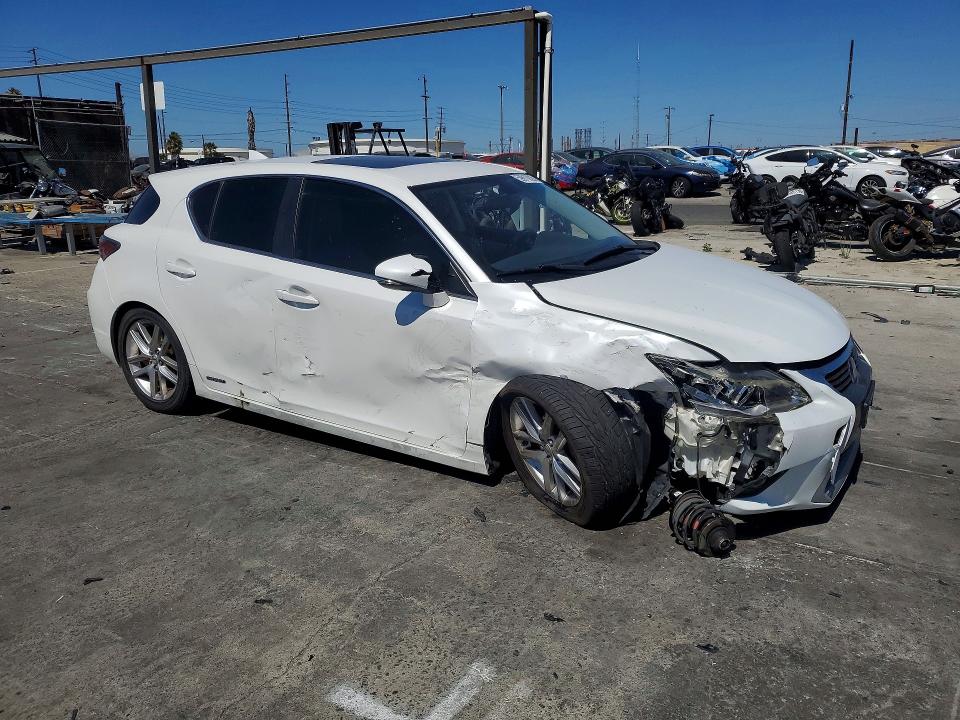 2014 Lexus Ct VIN JTHKD5BH8E2195899 COPART salvage auction — FRONT END, Ca - Salvage Certificate, sold $2,150 on 2026-07-22 (photo 4)