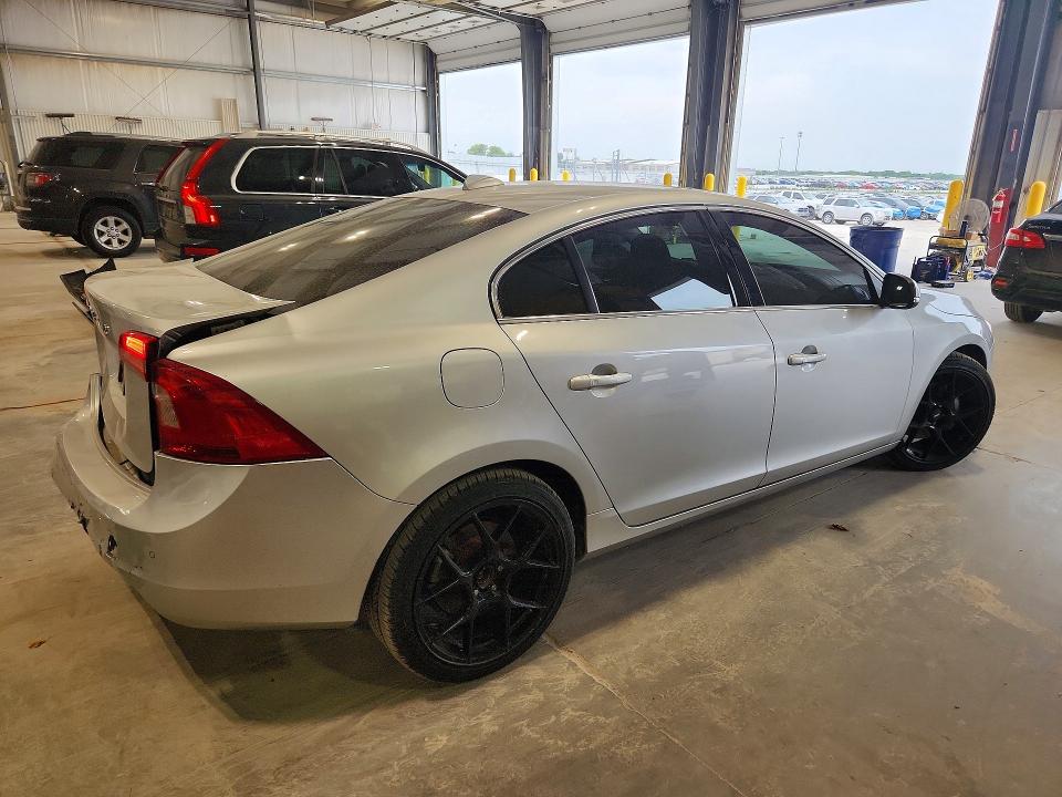 2017 Volvo S60 VIN LYV402TM1HB138852 COPART salvage auction — REAR END, Ne - Cert Of Title-Salvage, sold $1,150 on 2026-07-28 (photo 3)