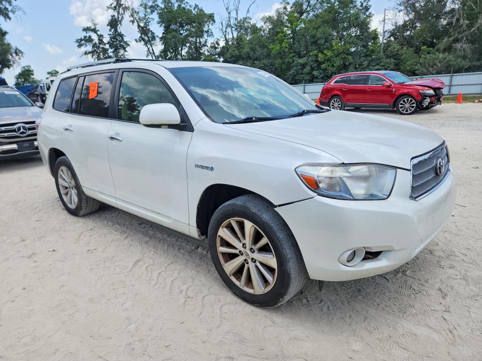 2008 Toyota Highlander VIN JTEEW44AX82017351 COPART salvage auction — WATER/FLOOD, Fl - Certificate Of Title, sold $1,850 on 2026-07-14 (photo 4)