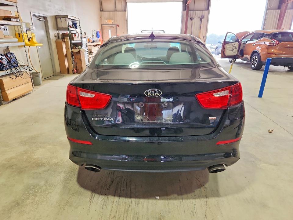 2015 Kia Optima VIN 5XXGM4A73FG422129 COPART salvage auction — VANDALISM, PA - CERTIFICATE OF SALVAGE, sold $450 on 2026-07-24 (photo 6)