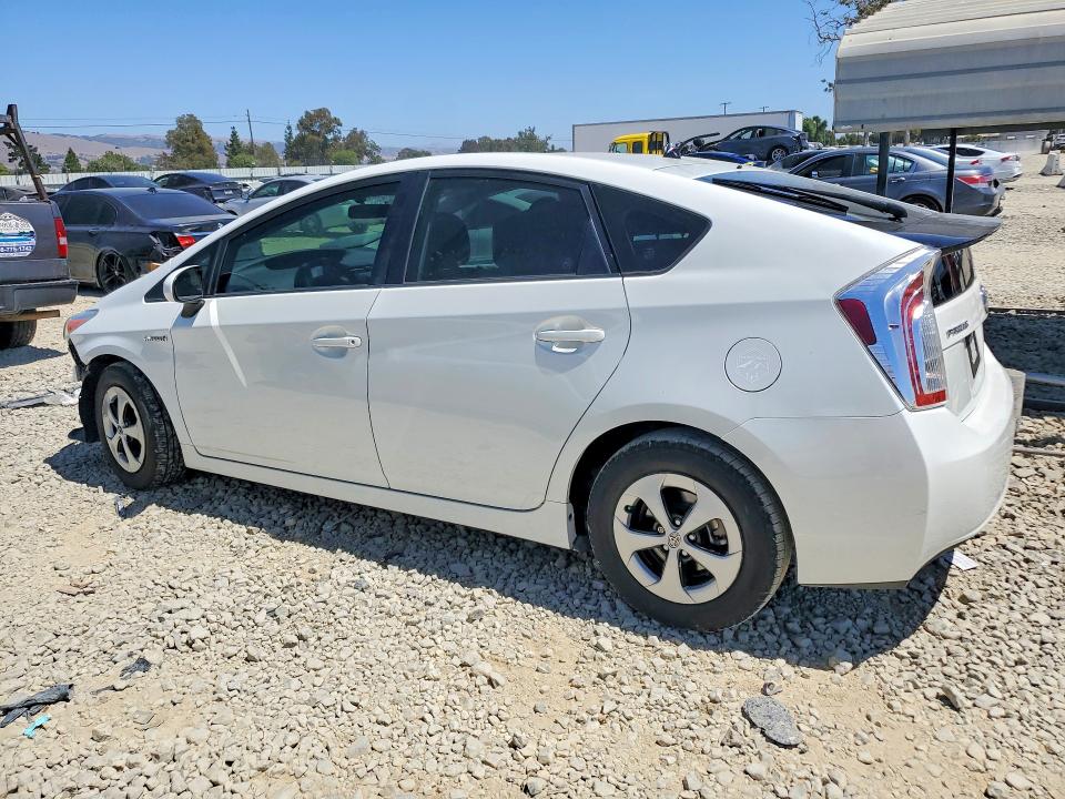 2015 Toyota Prius VIN JTDKN3DU0F0480946 COPART salvage auction — FRONT END, CA - SALVAGE CERTIFICATE, sold $3,200 on 2026-07-21 (photo 2)