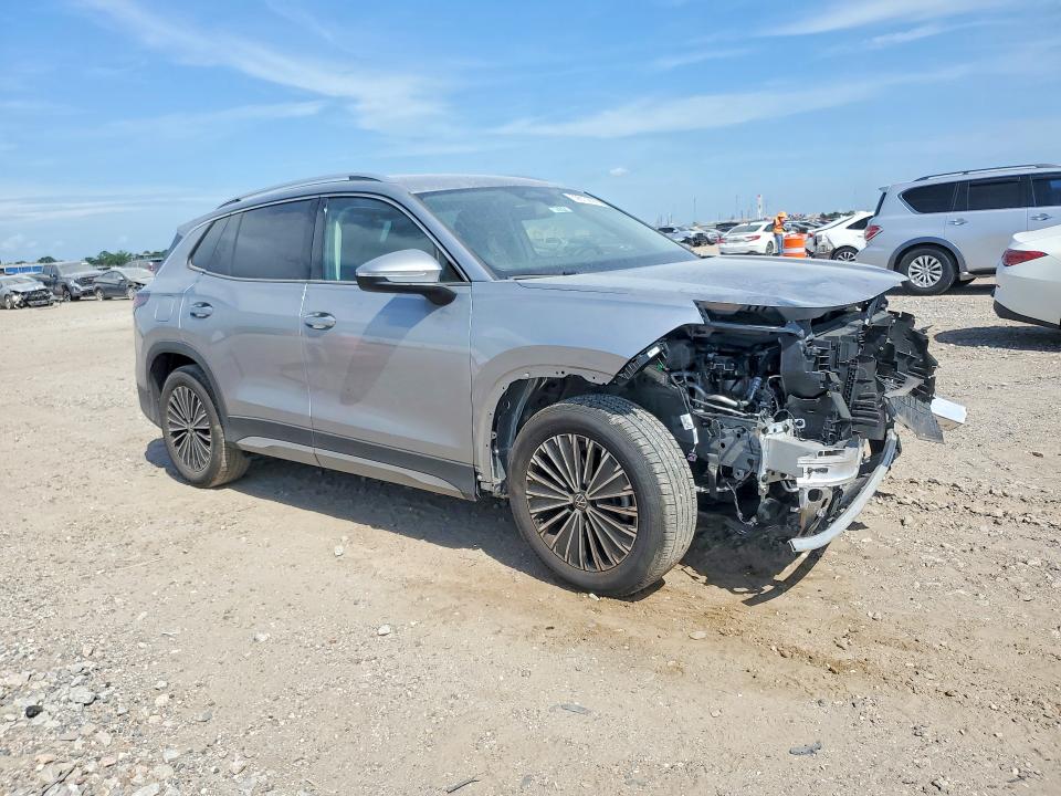 2026 Volkswagen Tiguan VIN 3VVCR7RM0TM017028 COPART salvage auction — FRONT END, Tx - Salvage Vehicle Title, sold $9,300 on 2026-07-30 (photo 4)