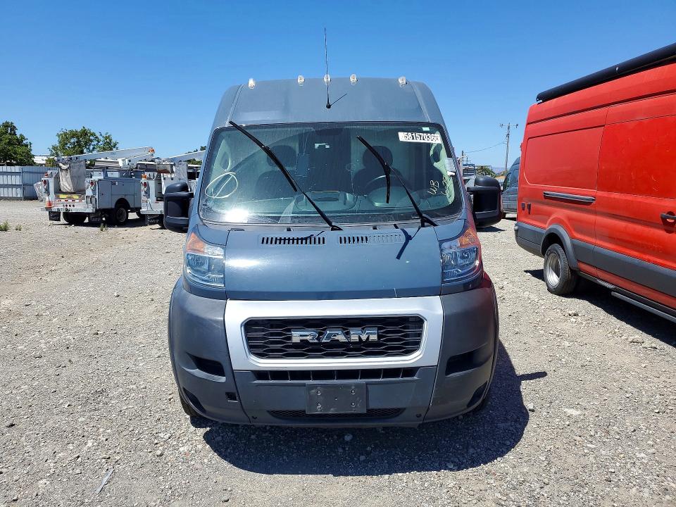 2020 Ram Promaster 3500 VIN 3C6URVJG3LE145164 COPART salvage auction — MINOR DENT/SCRATCHES, CA - DIS/DLR/EXP ONLY CLEAN TITLE, sold $11,700 on 2026-07-21 (photo 5)