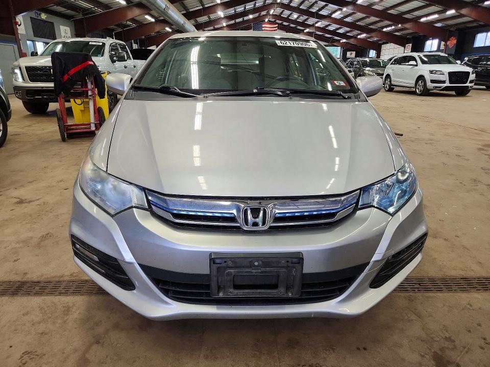 2014 Honda Insight VIN JHMZE2H50ES000191 COPART salvage auction — MINOR DENT/SCRATCHES, Nh - Certificate Of Title, sold $1,400 on 2026-07-30 (photo 5)