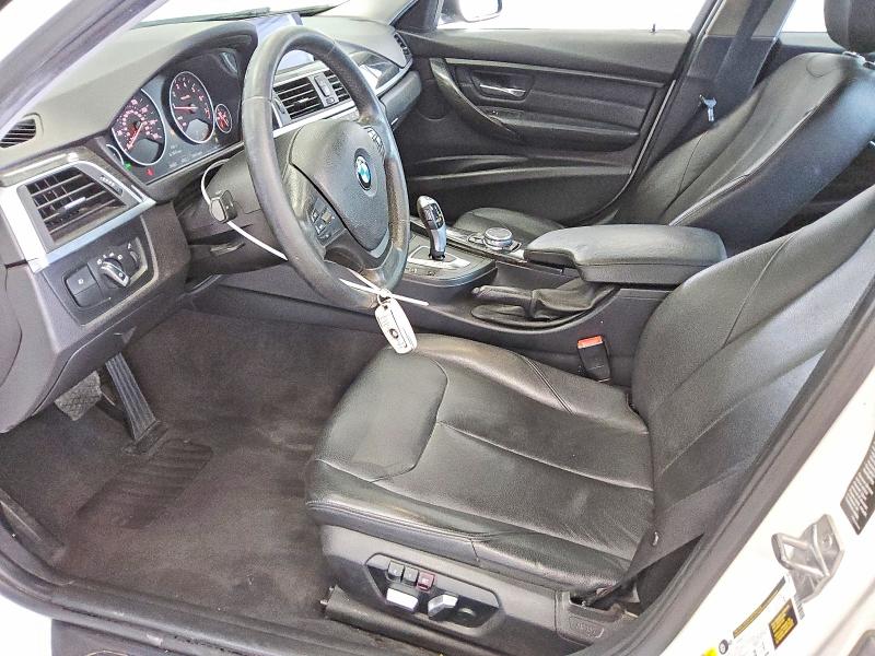 2017 BMW 3 series VIN WBA8E5G50HNU41545 COPART salvage auction — MECHANICAL, FL - CERTIFICATE OF TITLE, sold $1,600 on 2026-08-04 (photo 7)