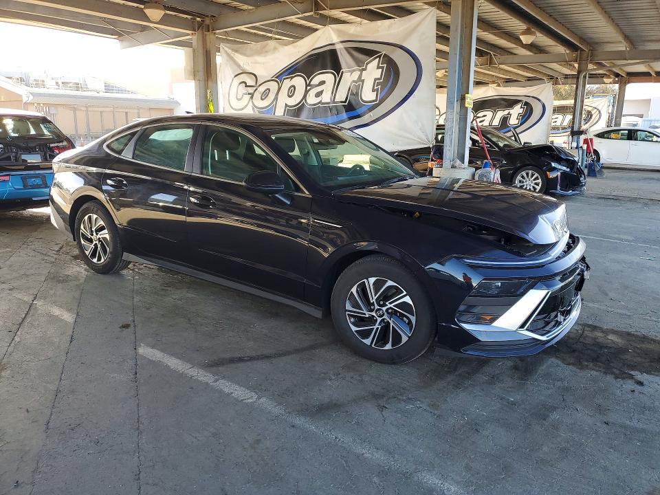 2026 Hyundai Sonata hybrid VIN KMHL24JJ9TA155274 COPART salvage auction — FRONT END, CA - CERTIFICATE OF TITLE (P), sold $6,900 on 2026-07-20 (photo 4)