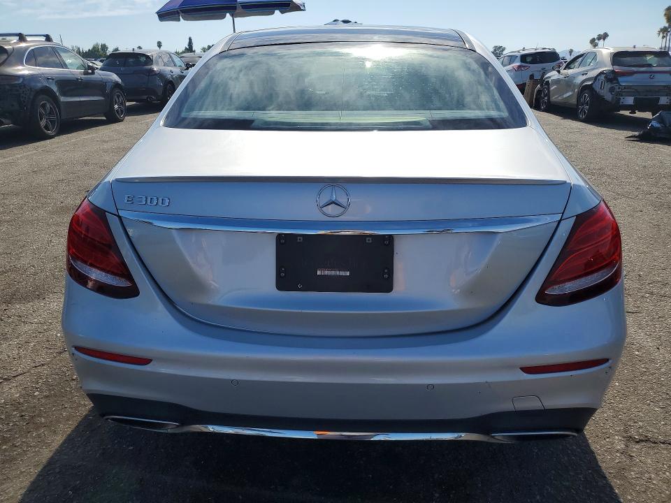 2017 Mercedes-benz E-klasse VIN WDDZF4JB9HA166624 COPART salvage auction — MINOR DENT/SCRATCHES, Ca - Salvage Certificate, sold $8,100 on 2026-07-31 (photo 6)
