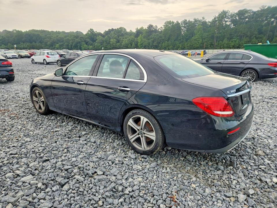 2018 Mercedes-benz E-klasse VIN WDDZF4JB2JA375967 COPART salvage auction — MINOR DENT/SCRATCHES, Ga - Certificate Of Title (P), sold $7,500 on 2026-08-04 (photo 2)