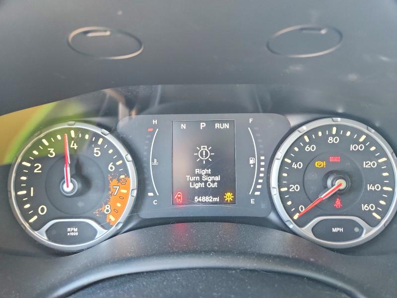 2018 Jeep Renegade VIN ZACCJABBXJPG83545 COPART salvage auction — FRONT END, Tx - Salvage Vehicle Title, sold $1,500 on 2026-08-20 (photo 9)