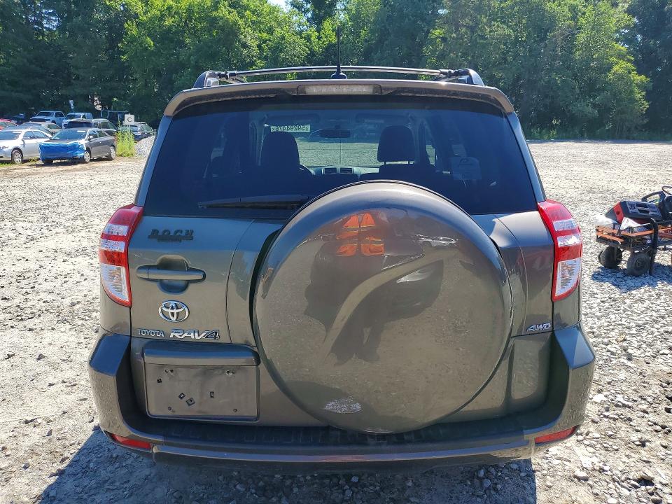 2009 Toyota Rav4 VIN JTMBF33V495005525 COPART salvage auction — MINOR DENT/SCRATCHES, MA - CERTIFICATE OF TITLE (P), sold $2,150 on 2026-07-22 (photo 6)