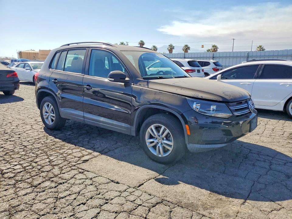 2016 Volkswagen Tiguan VIN WVGAV7AX8GW518970 COPART salvage auction — MINOR DENT/SCRATCHES, Ca - Dis/Dlr/Exp Only Clean Title (P), sold $1,300 on 2026-07-30 (photo 4)