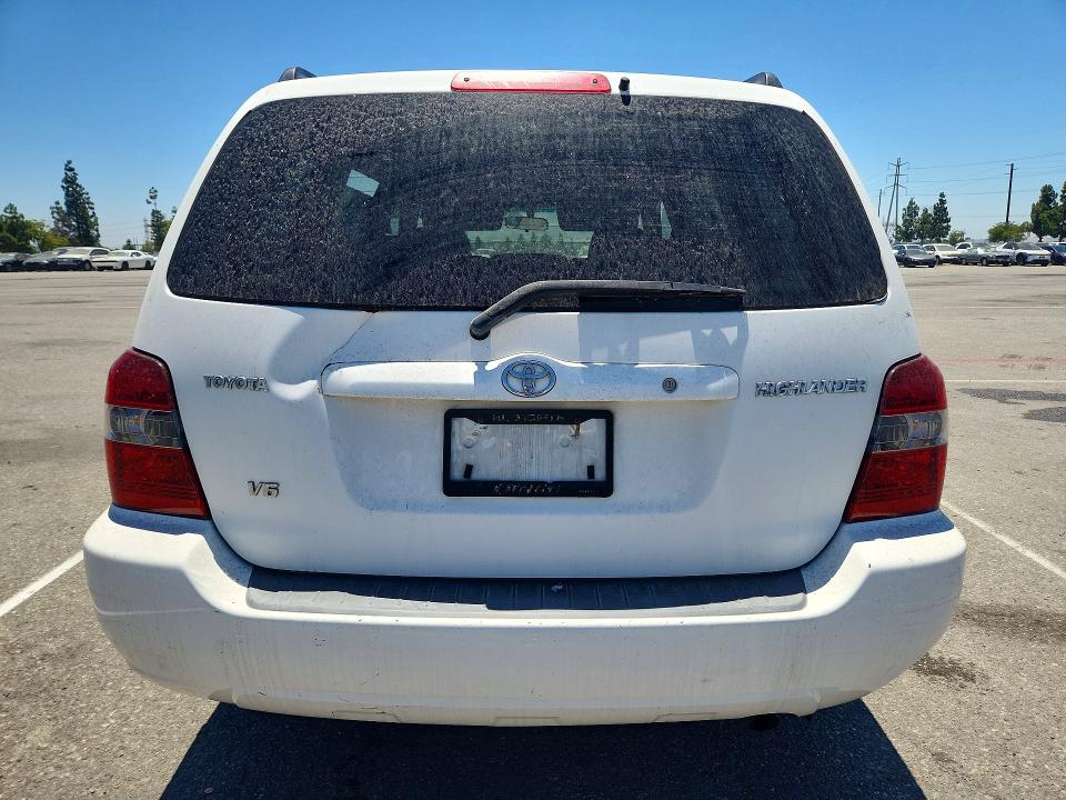 2004 Toyota Highlander VIN JTEDP21A340030627 COPART salvage auction — MINOR DENT/SCRATCHES, CA - DIS/DLR/EXP ONLY CLEAN TITLE, sold $900 on 2026-07-14 (photo 6)