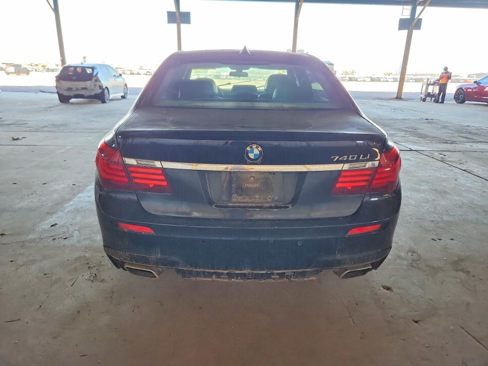 2015 BMW 7 series VIN WBAYE4C58FD139004 COPART salvage auction — NORMAL WEAR, Az - Certificate Of Title, sold $750 on 2026-07-29 (photo 6)
