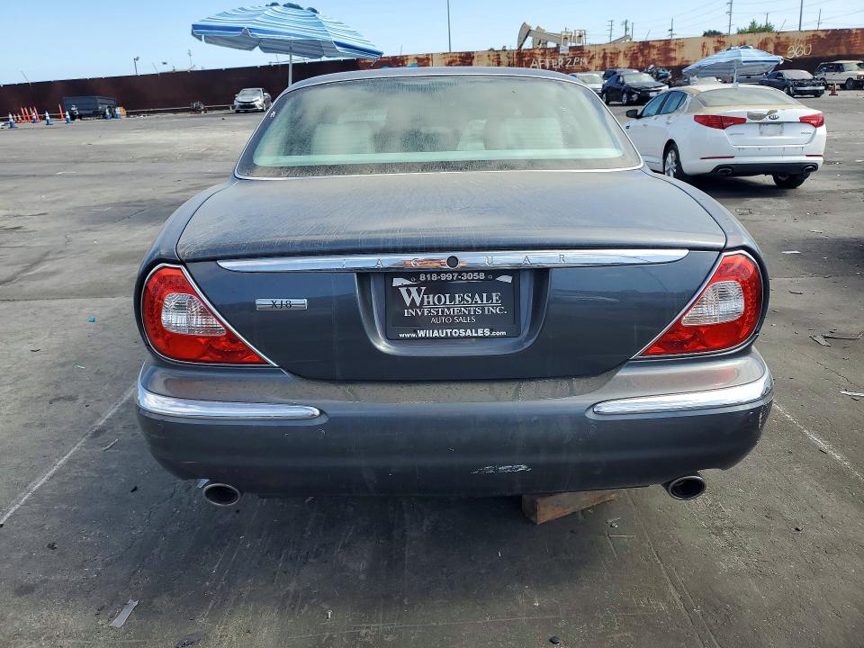 2004 Jaguar Xj series VIN SAJWA71C94SG31353 COPART salvage auction — FRONT END, CA - DIS/DLR/EXP ONLY CLEAN TITLE (P), sold $225 on 2026-07-10 (photo 6)