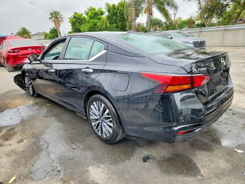 2025 Nissan Altima VIN 1N4BL4DV4SN432809 COPART salvage auction — FRONT END, Ca - Non-Repairable Vehicle Cert, sold $2,400 on 2026-08-03 (photo 2)