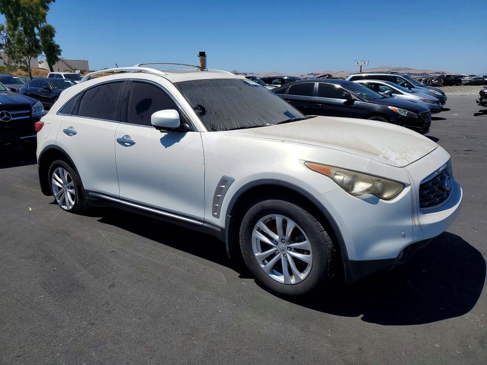 2010 Infiniti Fx35 VIN JN8AS1MW8AM855904 COPART salvage auction — VANDALISM, CA - SALVAGE CERTIFICATE, sold $150 on 2026-07-20 (photo 4)