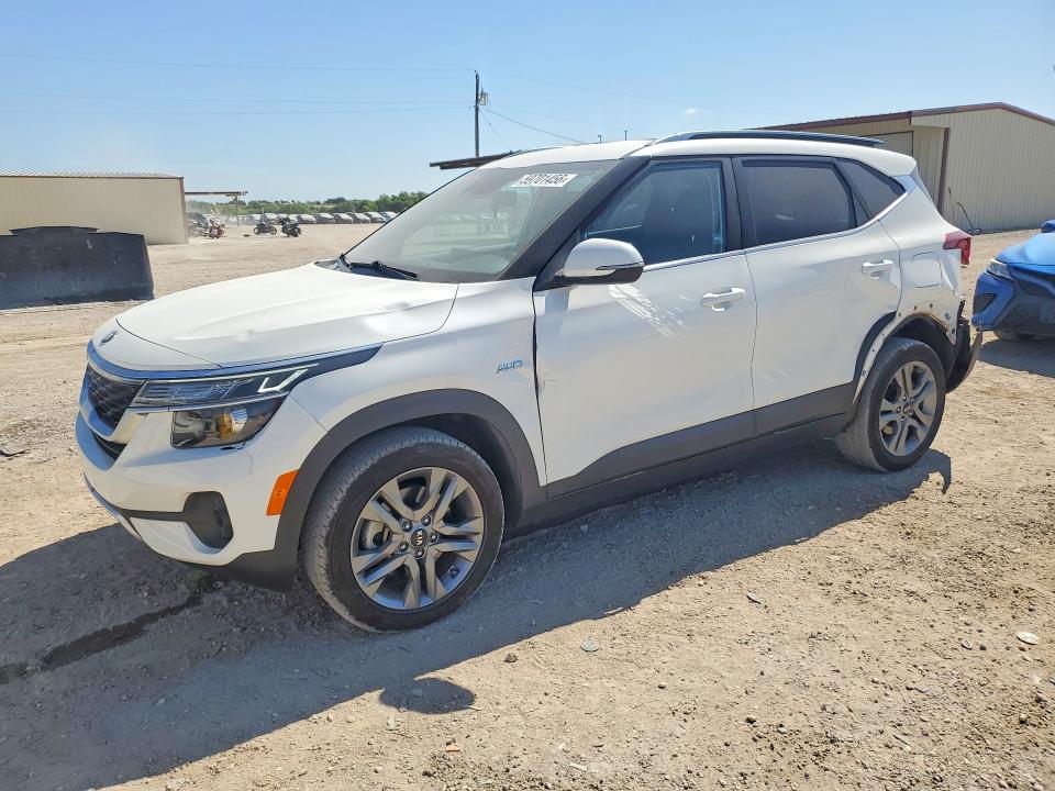 2021 Kia Seltos VIN KNDEUCAA2M7158632 COPART salvage auction — REAR END, Salvage Title, sold $5,900 on 2026-07-22 (photo 1)