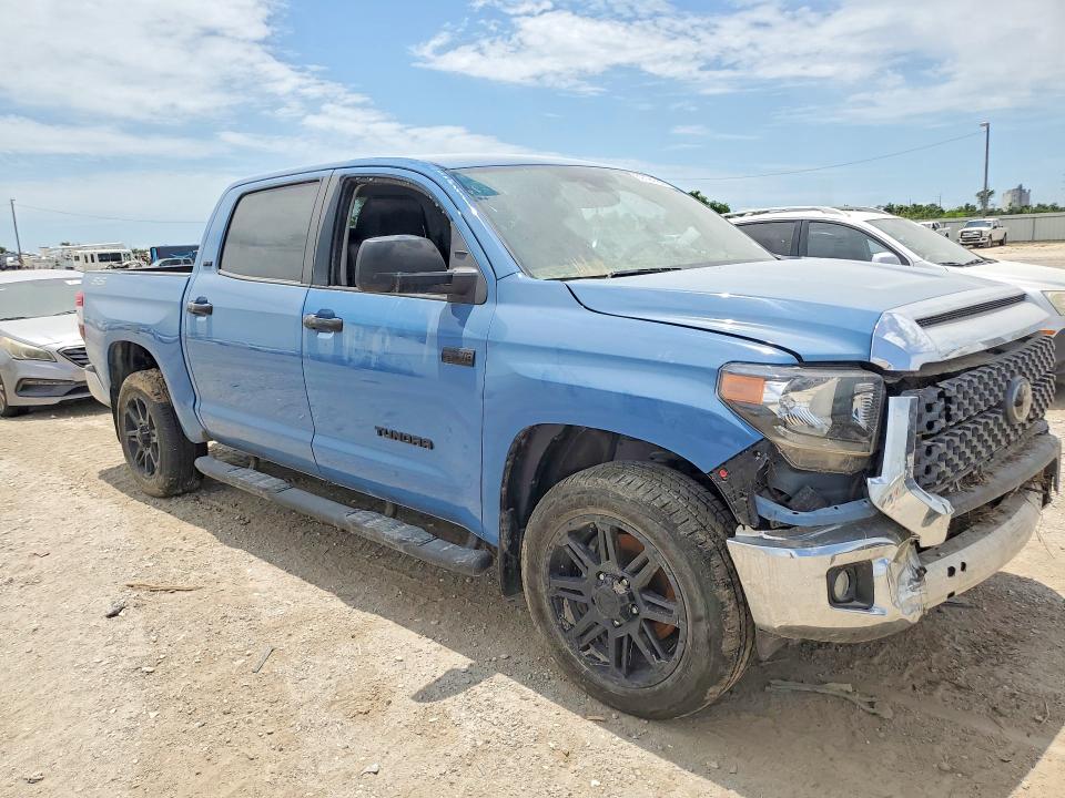 2020 Toyota Tundra VIN 5TFDY5F14LX891221 COPART salvage auction — WATER/FLOOD, Tx - Salvage Title-Flood Damage, sold $10,600 on 2026-07-29 (photo 4)