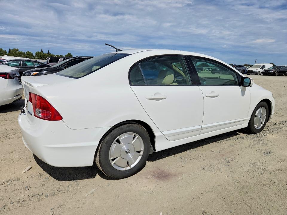 2006 Honda Civic hybrid VIN JHMFA36276S012983 COPART salvage auction — MINOR DENT/SCRATCHES, Ca - Dis/Dlr/Exp Only Clean Title, sold $375 on 2026-07-30 (photo 3)
