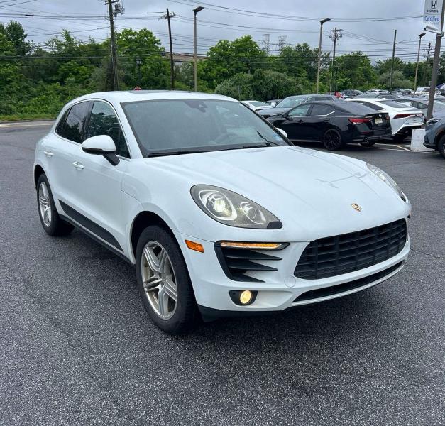 2017 Porsche Macan VIN WP1AB2A54HLB16475 COPART salvage auction — NORMAL WEAR, Nj - Certificate Of Title (P), sold $9,500 on 2026-08-11 (photo 1)
