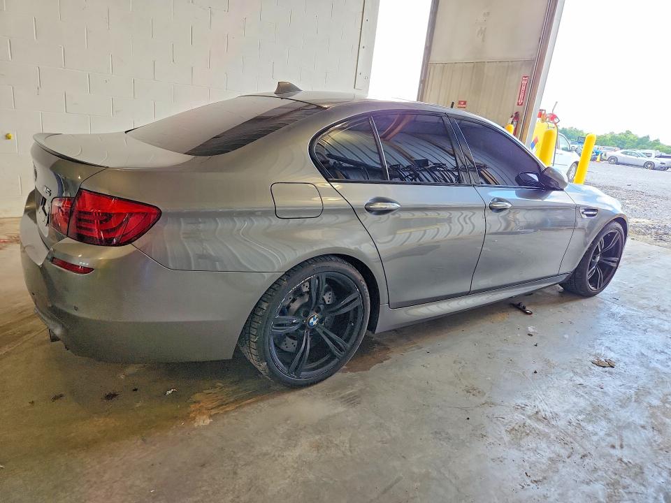 2013 BMW M5 VIN WBSFV9C54DC773316 COPART salvage auction — HAIL, Mo - Salvage Certificate Of Title, sold $9,200 on 2026-07-28 (photo 3)