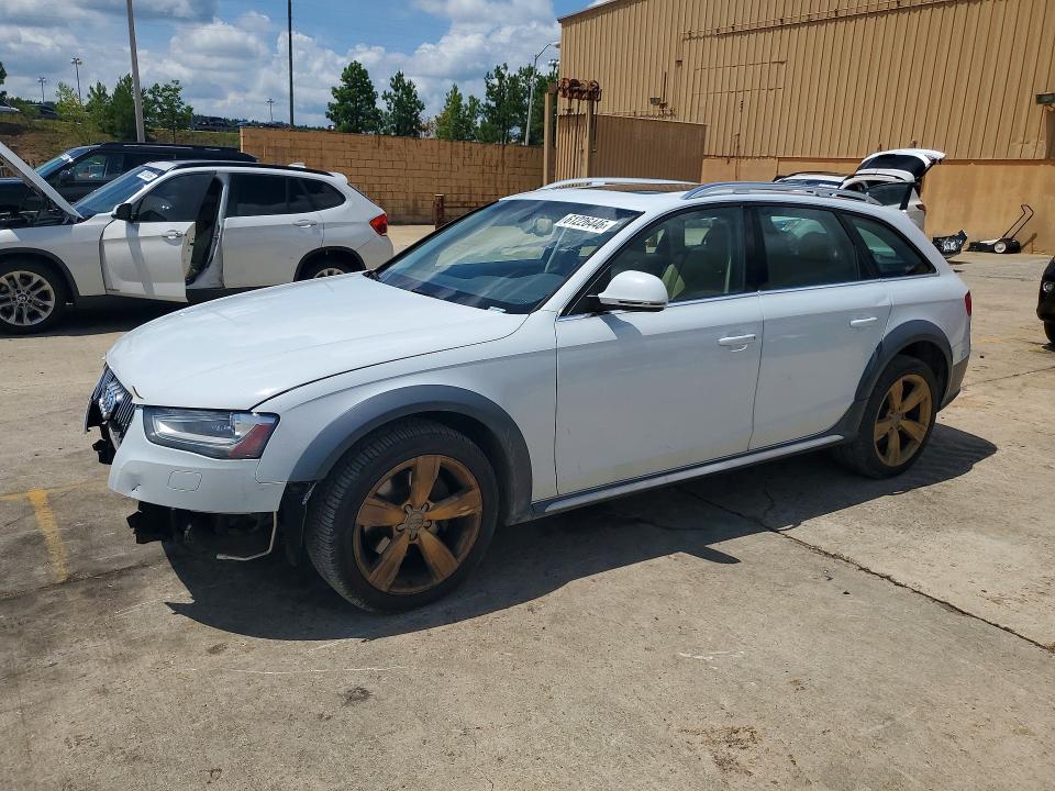 2013 Audi A4 allroad VIN WA1VFAFL2DA167577 COPART salvage auction — NORMAL WEAR, SC - CERTIFICATE OF TITLE (P), sold $300 on 2026-07-31 (photo 1)