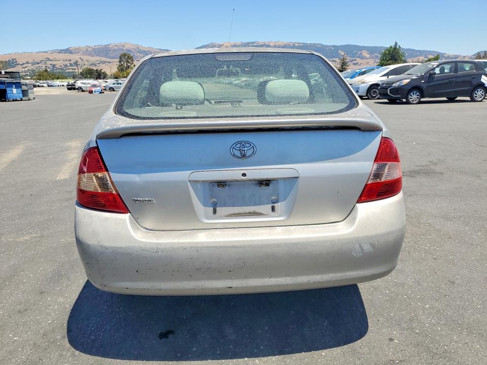 2001 Toyota Prius VIN JT2BK12U310006877 COPART salvage auction — MINOR DENT/SCRATCHES, CA - DIS/DLR/EXP ONLY CLEAN TITLE, sold $500 on 2026-07-28 (photo 6)