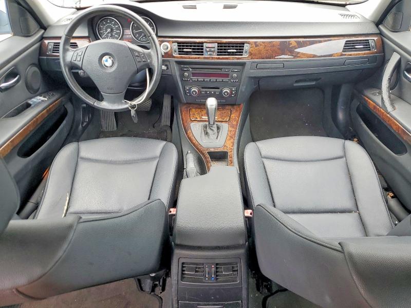 2008 BMW 3 series VIN WBAVC73548KX91479 COPART salvage auction — MINOR DENT/SCRATCHES, Ny - Certificate Of Title, sold $1,500 on 2026-07-20 (photo 8)