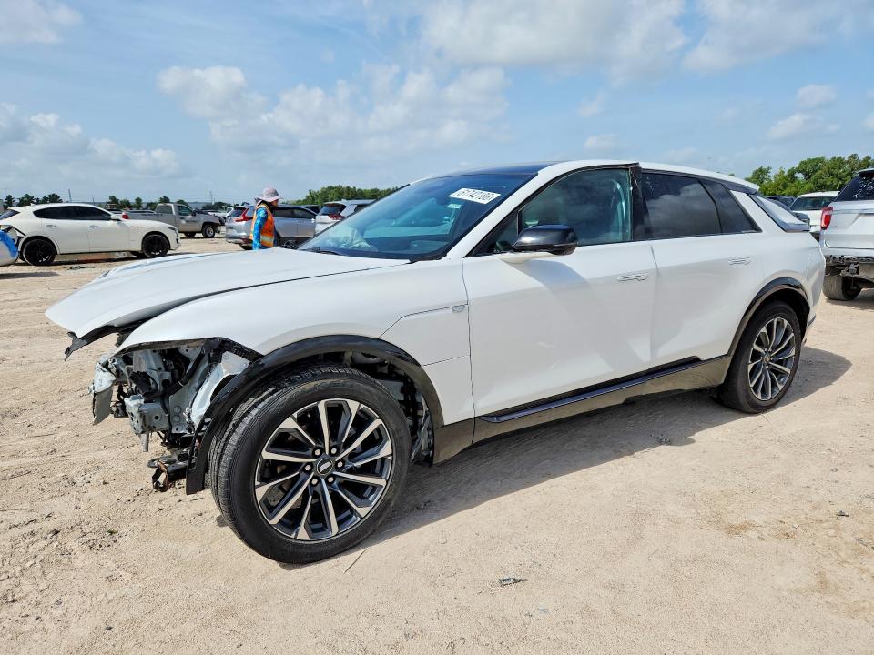 2024 Cadillac Lyriq VIN 1GYKPVRK6RZ124492 COPART salvage auction — FRONT END, Tx - Salvage W/Lemon Law Historty, sold $12,300 on 2026-07-28 (photo 1)
