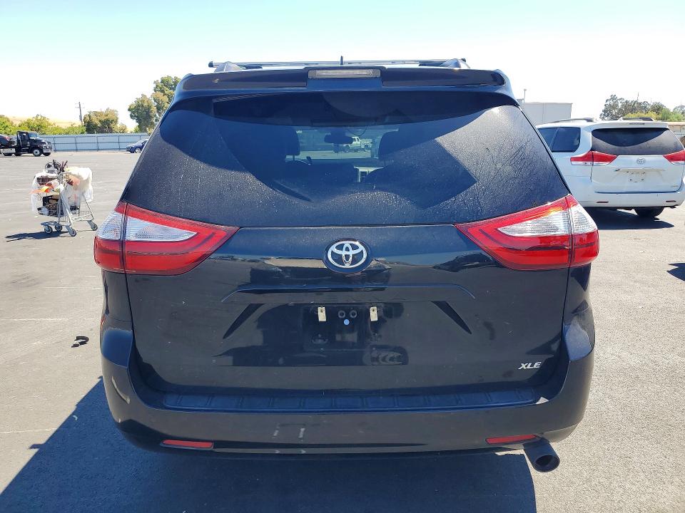 2019 Toyota Sienna VIN 5TDYZ3DC8KS012203 COPART salvage auction — FRONT END, Ca - Dis/Dlr/Exp Clean W/Salv Hist, sold $4,600 on 2026-07-27 (photo 6)