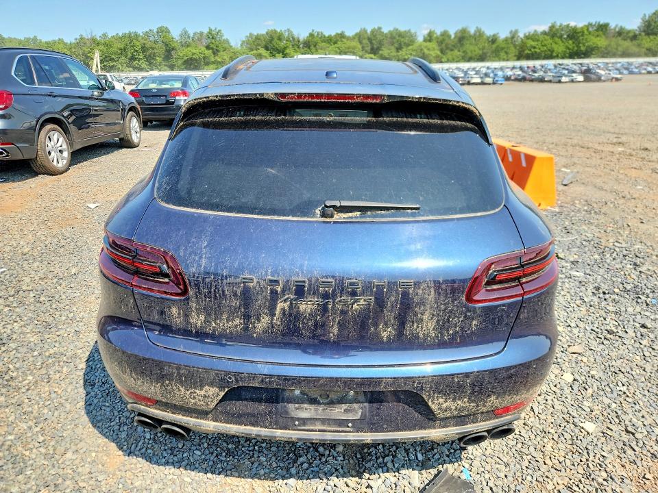 2017 Porsche Macan VIN WP1AG2A56HLB53075 COPART salvage auction — MINOR DENT/SCRATCHES, Nj - Certificate Of Title, sold $3,700 on 2026-07-31 (photo 6)