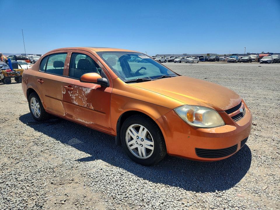 2005 Chevrolet Cobalt VIN 1G1AL52F557573977 COPART salvage auction — MINOR DENT/SCRATCHES, Az - Dis/Dlr/Exp Only Clean Title, sold $250 on 2026-07-10 (photo 4)