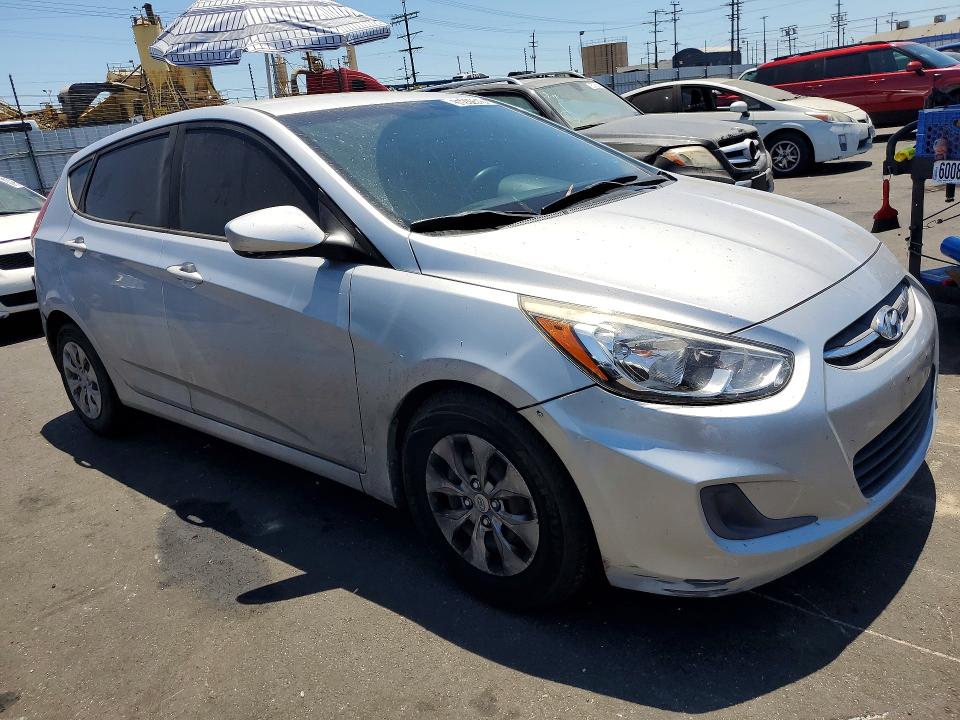 2017 Hyundai Accent VIN KMHCT5AE2HU312025 COPART salvage auction — MINOR DENT/SCRATCHES, CA - DIS/DLR/EXP ONLY CLEAN TITLE, sold $750 on 2026-07-20 (photo 4)