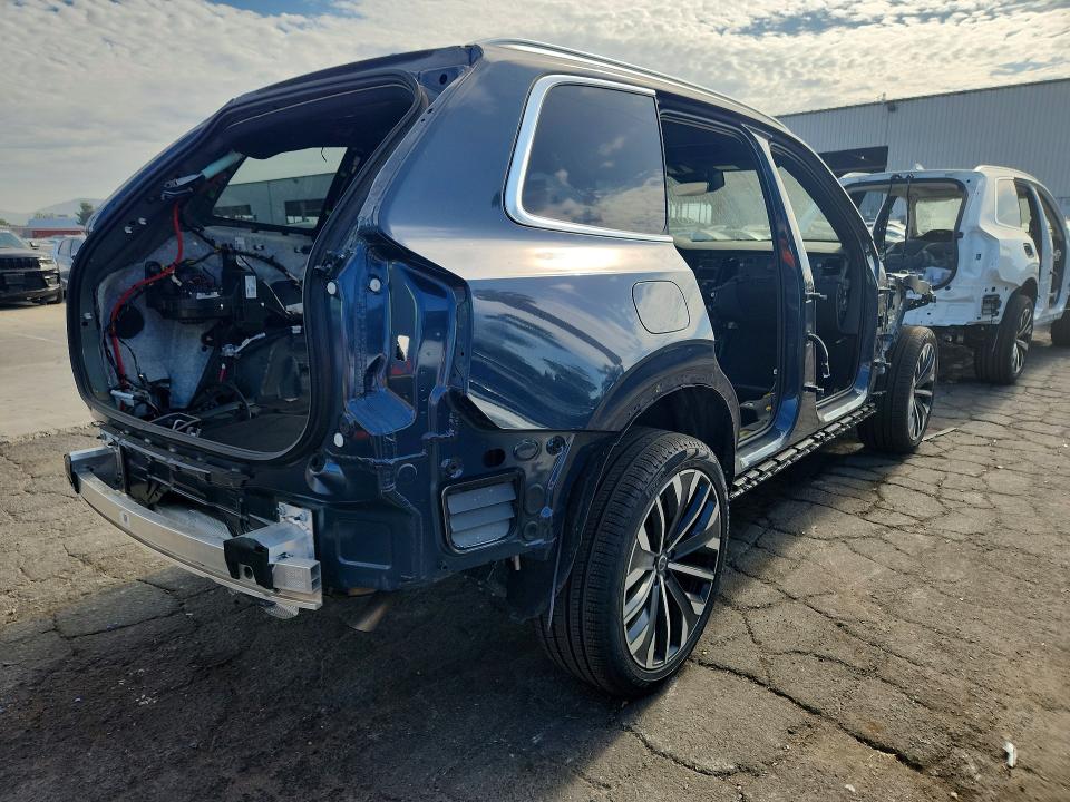 2026 Volvo Xc90 VIN YV4H60PF8T1501919 COPART salvage auction — STRIPPED, CA - CERTIFICATE OF TITLE, sold $80 on 2026-07-28 (photo 3)