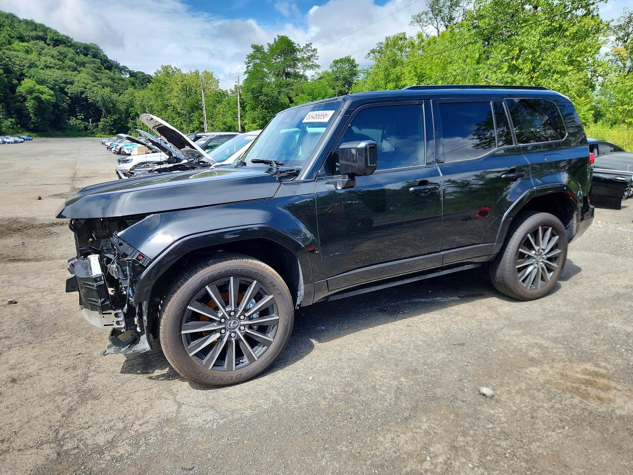 2025 Lexus GX 550 VIN JTJVBCDX4S5052209 — COPART salvage auction photo