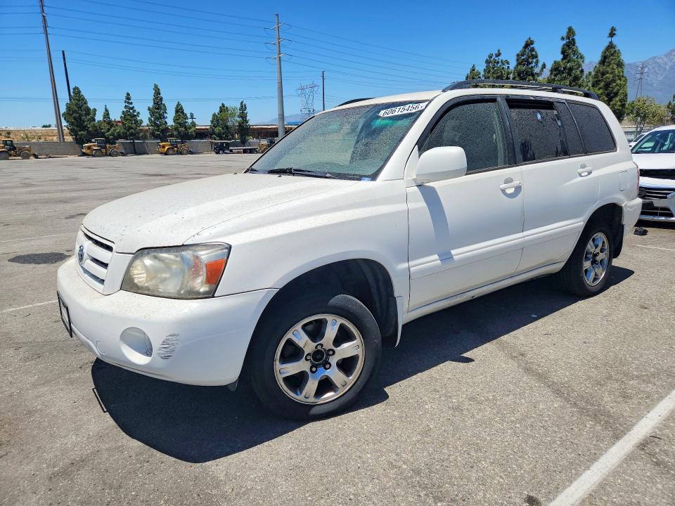 2004 Toyota Highlander VIN JTEDP21A340030627 COPART salvage auction — MINOR DENT/SCRATCHES, CA - DIS/DLR/EXP ONLY CLEAN TITLE, sold $900 on 2026-07-14 (photo 1)