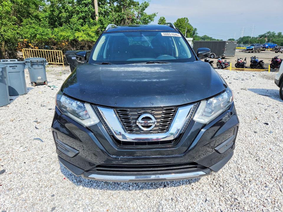 2017 Nissan Rogue VIN JN8AT2MV9HW259287 COPART salvage auction — MINOR DENT/SCRATCHES, Wv - Certificate Of Title, sold $925 on 2026-07-16 (photo 5)