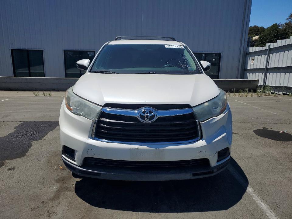2016 Toyota Highlander VIN 5TDZKRFH9GS144964 COPART salvage auction — MINOR DENT/SCRATCHES, VA - DIS/DLR/EXP ONLY CLEAN TITLE (P), sold $6,100 on 2026-07-31 (photo 5)